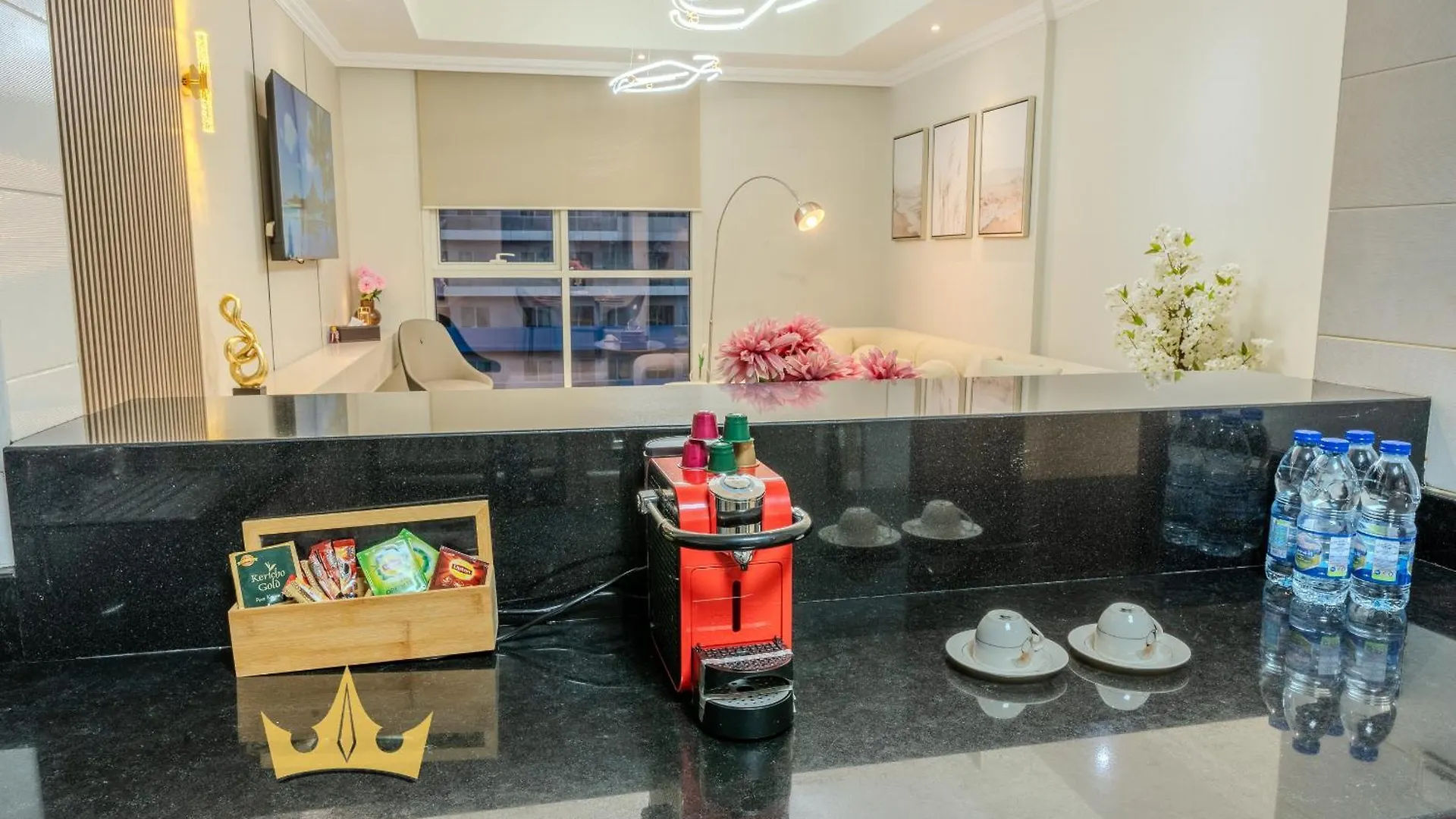 Pensionat Kings Holiday Homes Luxury 2 Apartments Dunya Tower Burj Khalifa St Dubai Förenade Arabemiraten