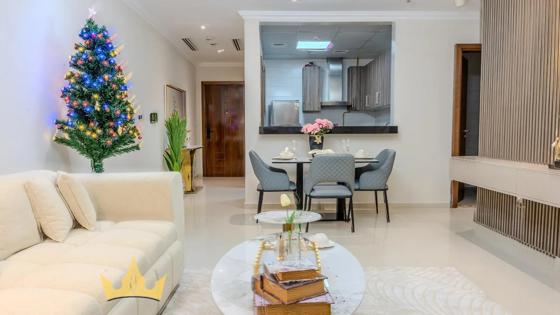 Kings Holiday Homes Luxury 2 Apartments Dunya Tower Burj Khalifa St Dubai Pensionat
