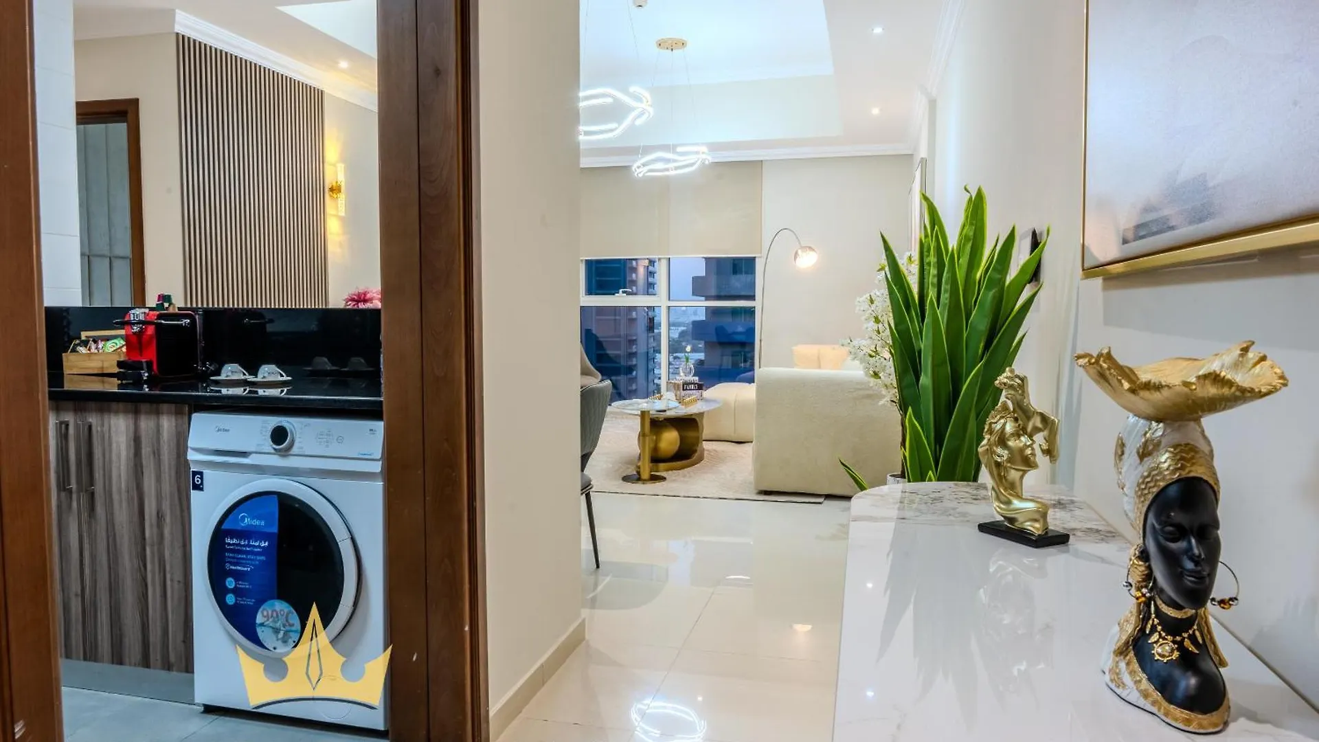 Kings Holiday Homes Luxury 2 Apartments Dunya Tower Burj Khalifa St Dubaj Pensjonat